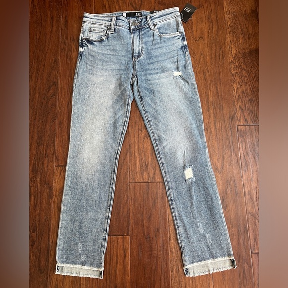 Kut from the Kloth Denim - 🎉🎉NEW WITH TAGS🎉🎉 Kut from the Kloth - Reese - Ankle Straight Leg